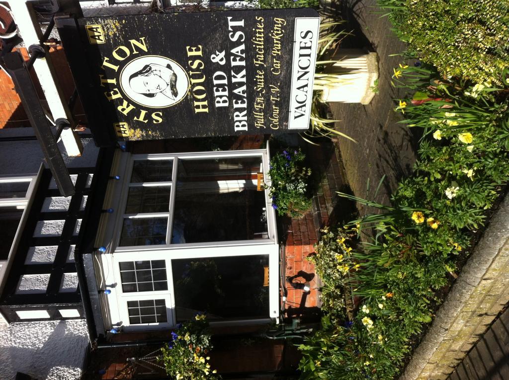 Bed and Breakfast Stretton House à Stratford-upon-Avon Extérieur photo